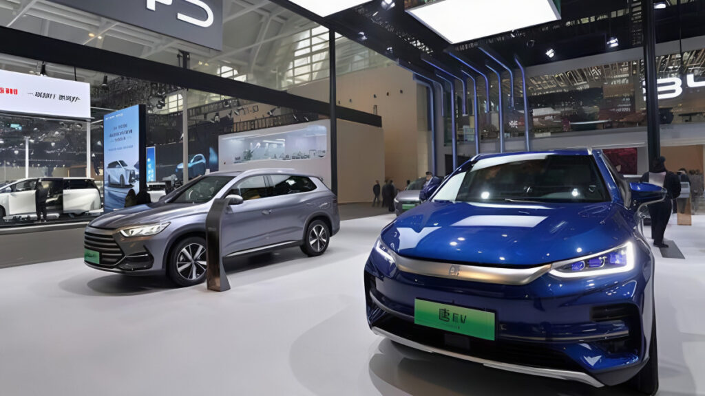 이러면 안 된다 "부동산처럼 다 무너진다" 했는데…中 전기차 결국 '대위기' 5 China EV overselling war (5)