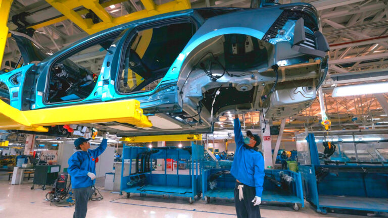 China EV overselling war
