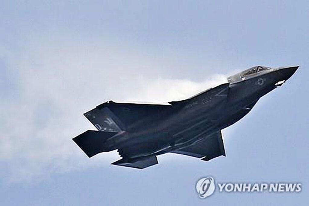 베일에 싸였던 중국판 F-35 "드디어 본모습 드러냈다"...진짜 이유 봤더니 '세상에나' 5 중국 전투기