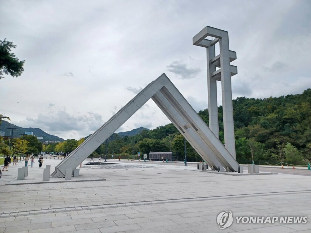 수천만원씩 퍼주다 '돌변'…"이게 다 중국 때문?" 한국은 더 위험하다 4 대학 외국인 쏠림 현상
