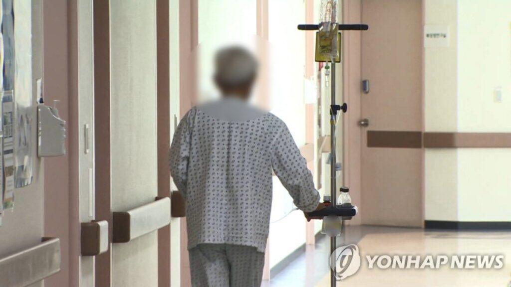 "노인분들 좋겠네"…48% 당선 확실 이재명, 노인 정책 봤더니 '세상에나' 3 이재명