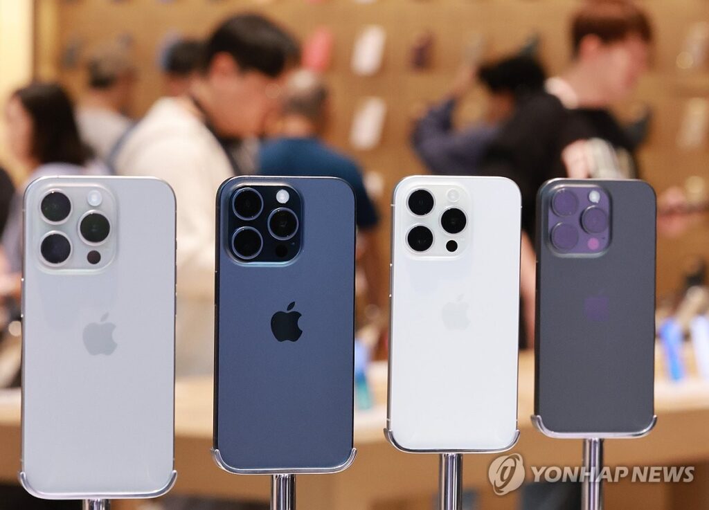 "터질게 터졌다", "줄줄이 반토막"...애플에 이어 삼성은 더욱 '참담' 2 삼성