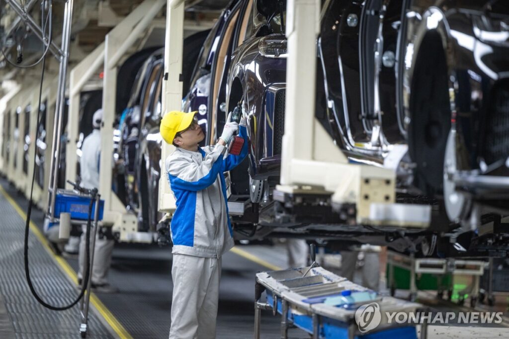 무려 1,222만 명? "우리 자리 다 뺏긴다"…쏟아져 나온단 소식에 한국도 '비상' 2 중국 취업난 심각