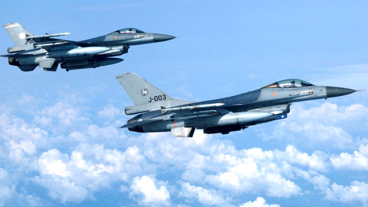 F-16