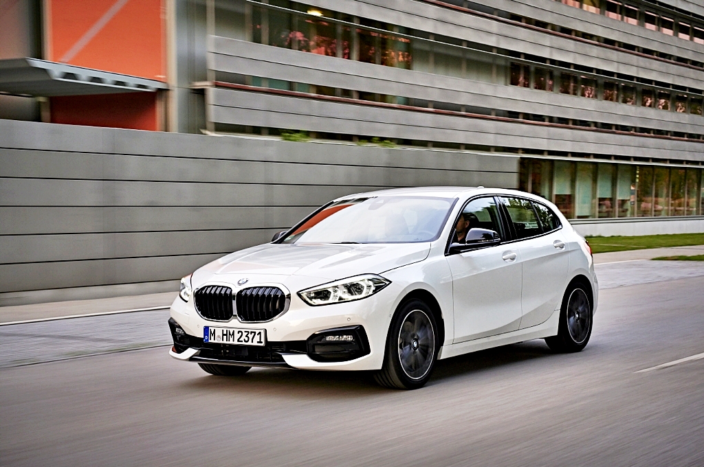 BMW인데 이 가격? "국산차 초토화되겠네"…4천만 원대 '시작' 5 2시리즈 그란쿠페