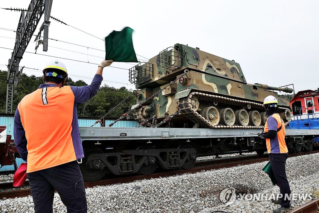 텅 빈 무기고에 "한국 없으면 다 죽어" …구멍난 전력에 '한국 카드' 만지작 2 방산