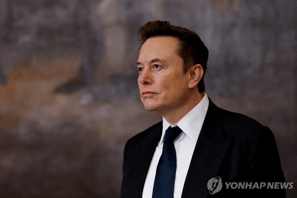 中 3700만 '열광' "대통령과 더 맞서라"…전례 없는 현상에 미국도 '발칵' 2 머스크 중국 열광