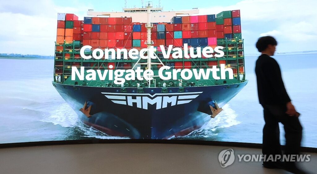 한강 14배 틈새에 "전 세계가 난리"…한국이 손에 넣은 황금 바닷길, 경제 가치만 ‘무려’ 2 물류 요충지 투자 확대