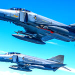 F-4 전투기