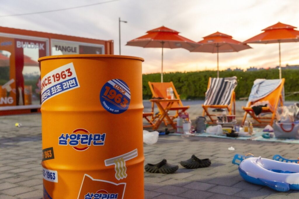 한국에 '푹' 빠지더니 "우르르 줄섰다"...외국인들 몰린 뜻밖의 관광지 3 K-푸드