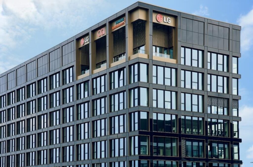 LG