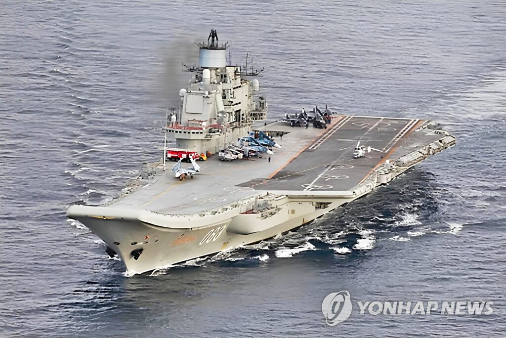 러시아의 자존심인데 "끝내 위기에 직면"…이대로 가다간 중국에 '러브콜?' 2 항공모함