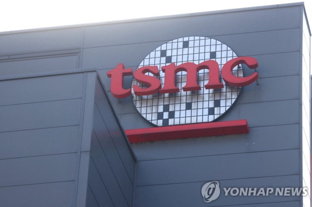 한 쪽은 8600만 원인데 "삼성은 0원?"...우려가 현실되자 '초비상', 대체 무슨 일 3 반도체