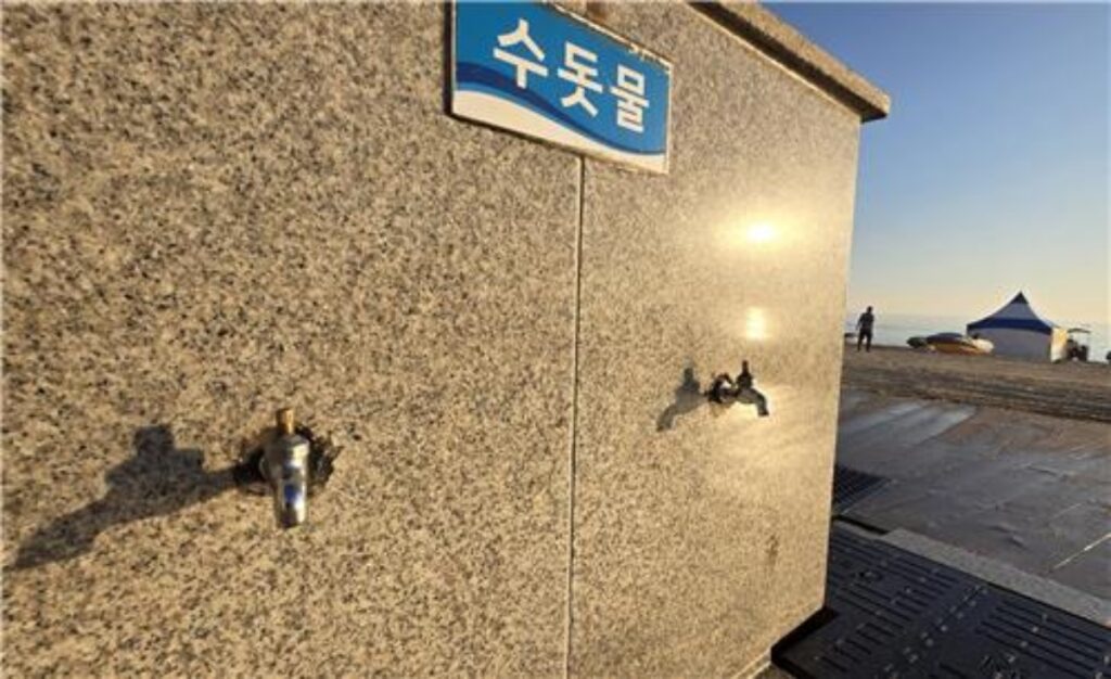 전국은 물난리였는데, "이례적 상황 벌어졌다?"… 피서지서 벌어진 일에 '깜짝' 3 가뭄
