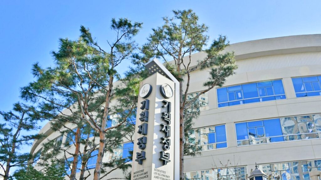 시간문제였는데 “결국 올 것이 왔다”...심상치 않은 나라 곳간, 사상 최대치에 ‘맙소사’ 2 국가부채