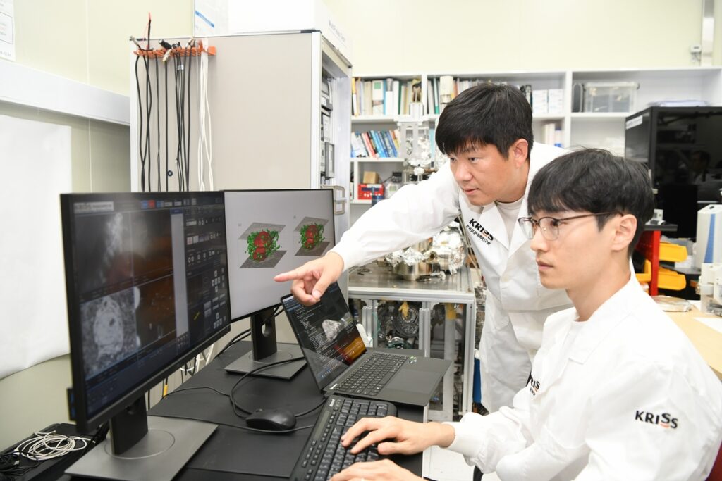 반도체 위기라더니 "한국 연구진이 해냈다"…놀라운 기술력에 업계 '발칵' 2 인공지능 영상 재구성 기술