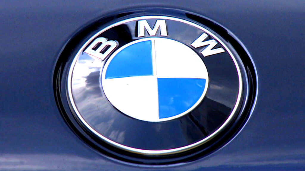"잘 나가던 G바겐 어쩌나"…BMW 마침내 칼 빼들자, '대격변' 예고 1 BMW G바겐 오프로더 개발