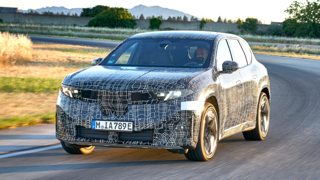 BMW 뉴 iX3 공개
