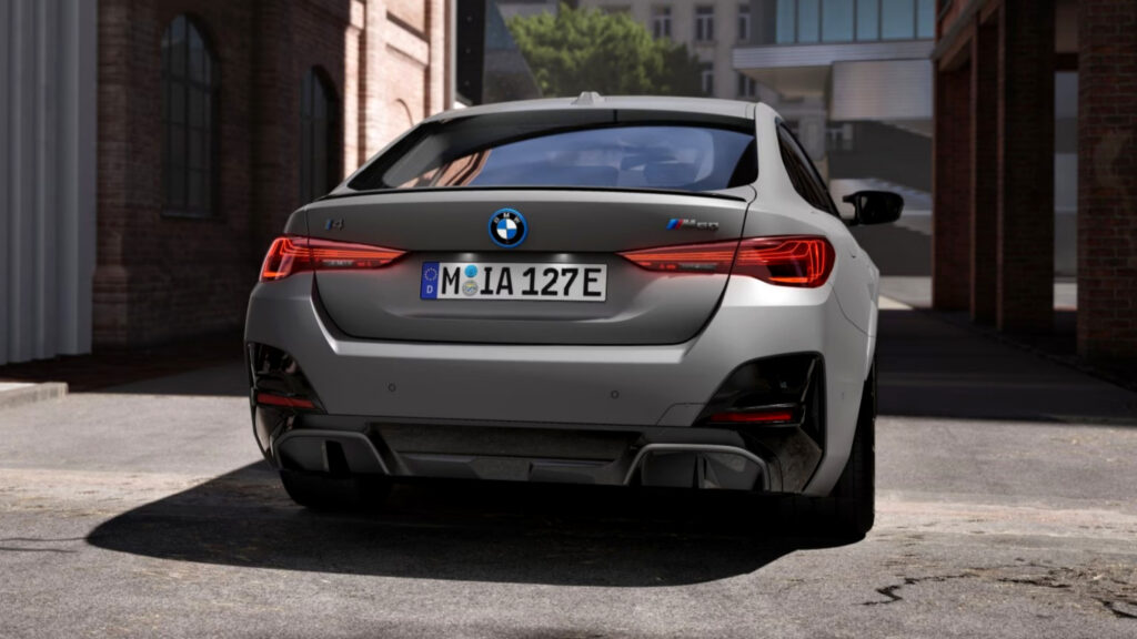 BMW i4 출시 예고