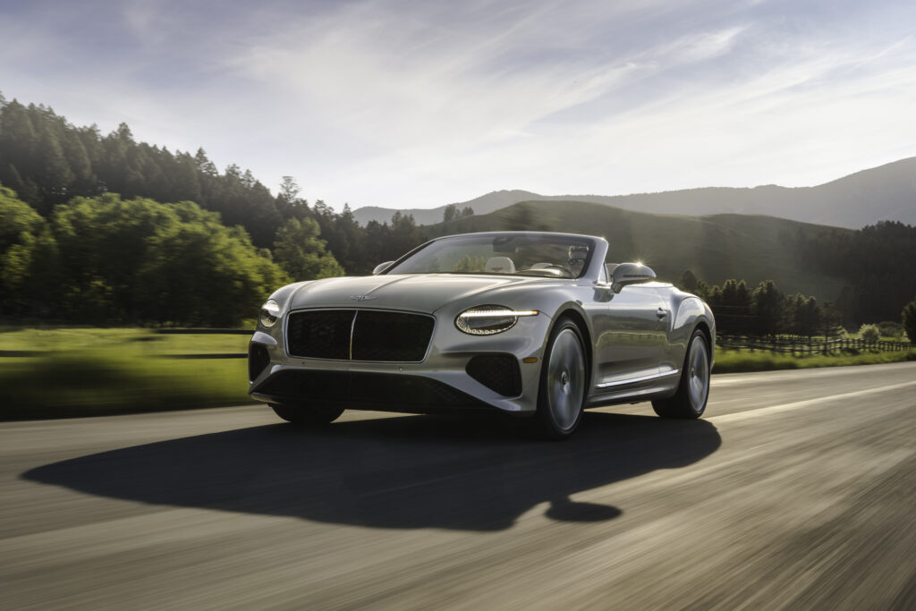 벤틀리 GTC S 하이브리드