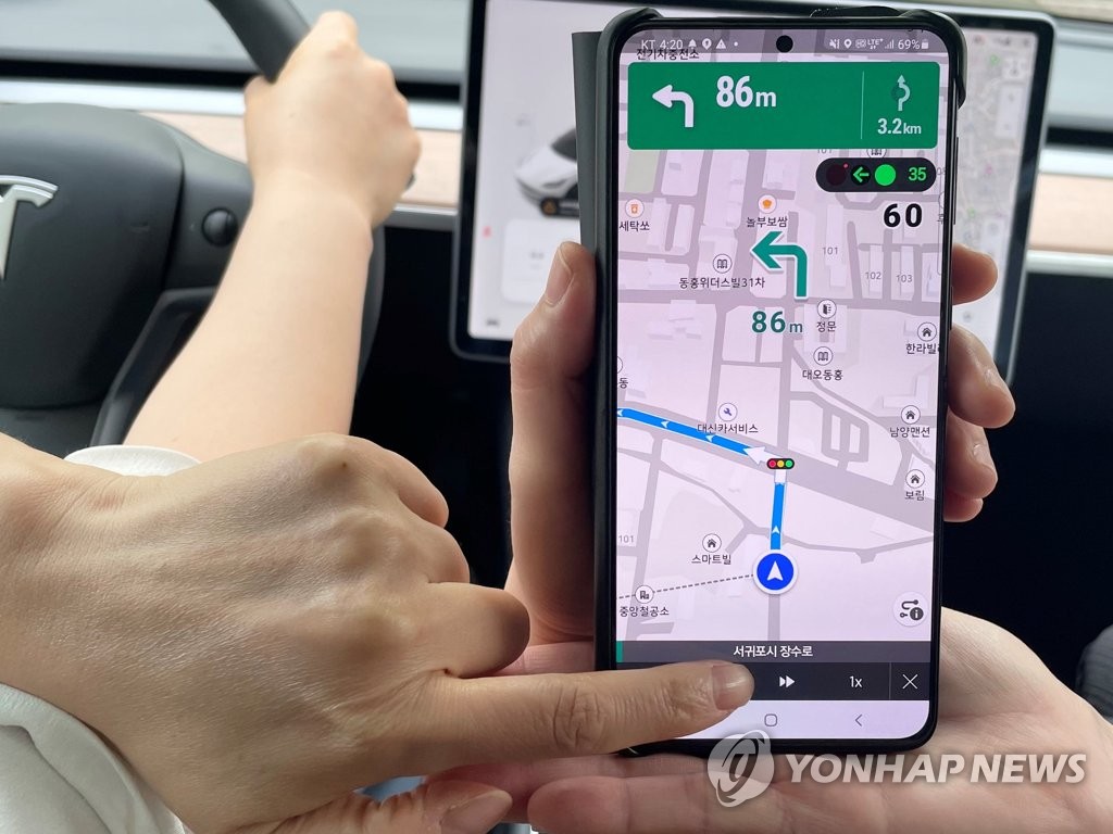 "운전할 맛 나겠네" vs "이러다 다 뺏긴다"…정부 움직임에 운전자들 '술렁' 2 구글 지도 내비게이션
