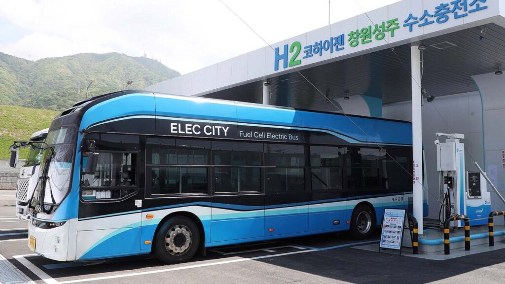"3250만원 빼줍니다"…720km 달리는 이 車, 정부 지원 소식에 '난리' 3 구미시 수소 전기차 보급