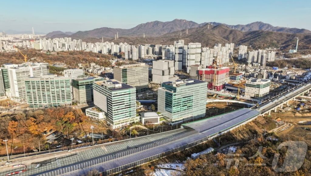 서울도 아닌데 "무섭게 오른다"… 집주인들 웃음꽃 핀 '이곳', 이유 뭐길래 4 과천