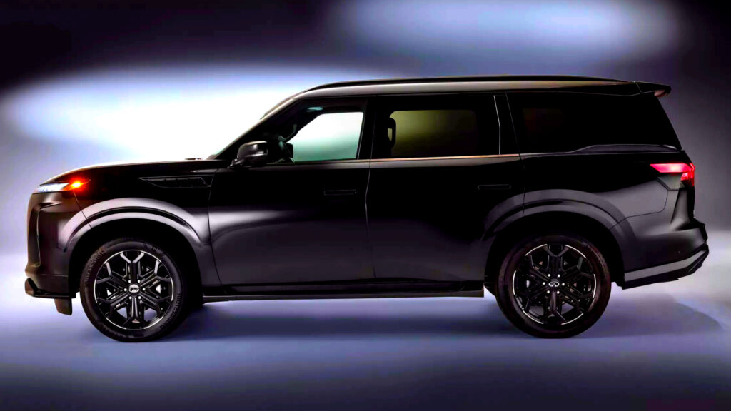 인피니티 QX80 스포츠 트림