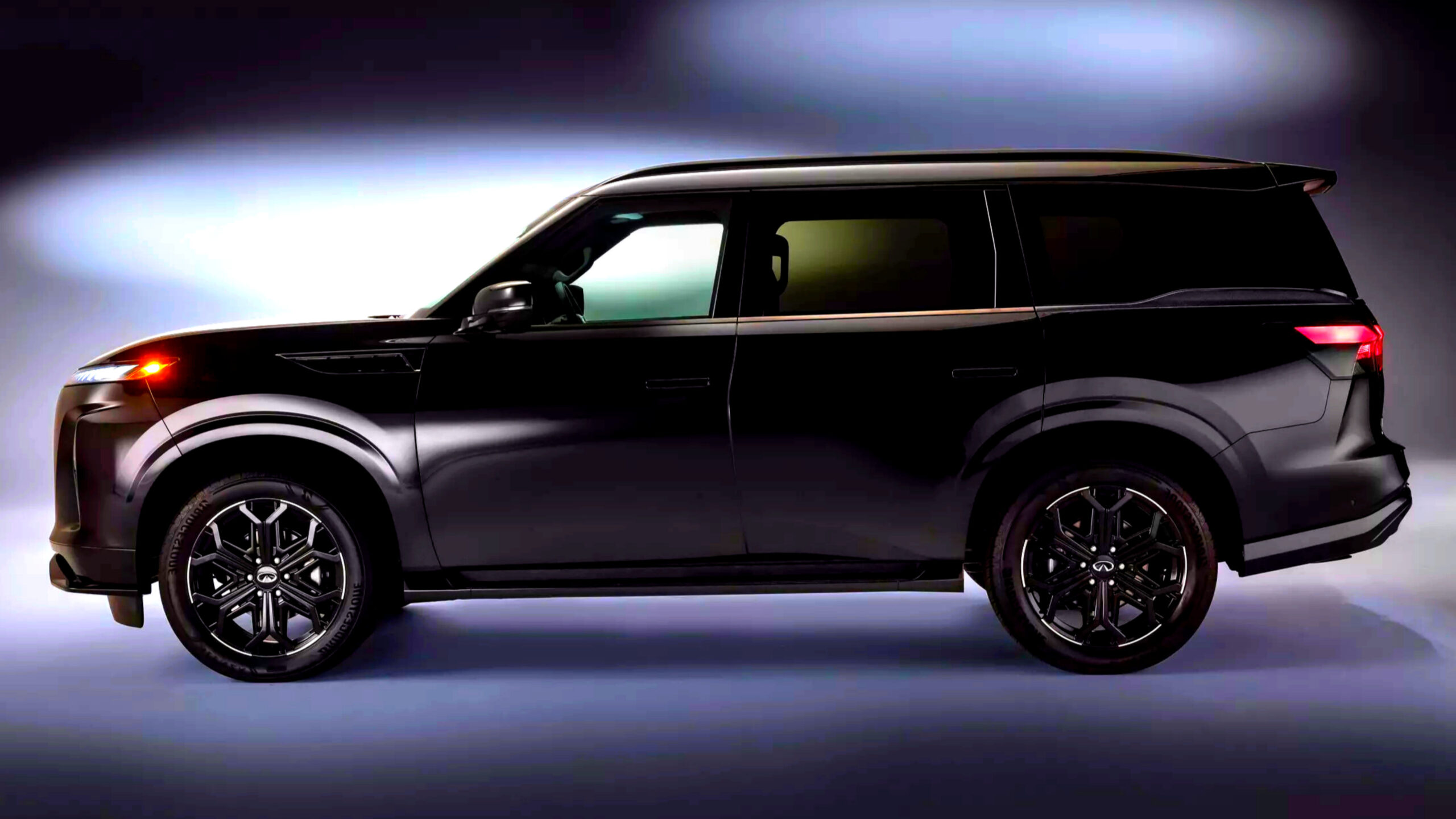 인피니티 QX80 스포츠 트림