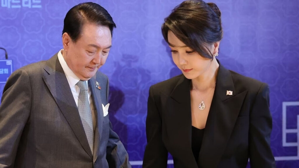 "디올백도 샤넬도 아니었다"...구속 김건희, 가장 비싼 명품의 놀라운 정체 2 김건희