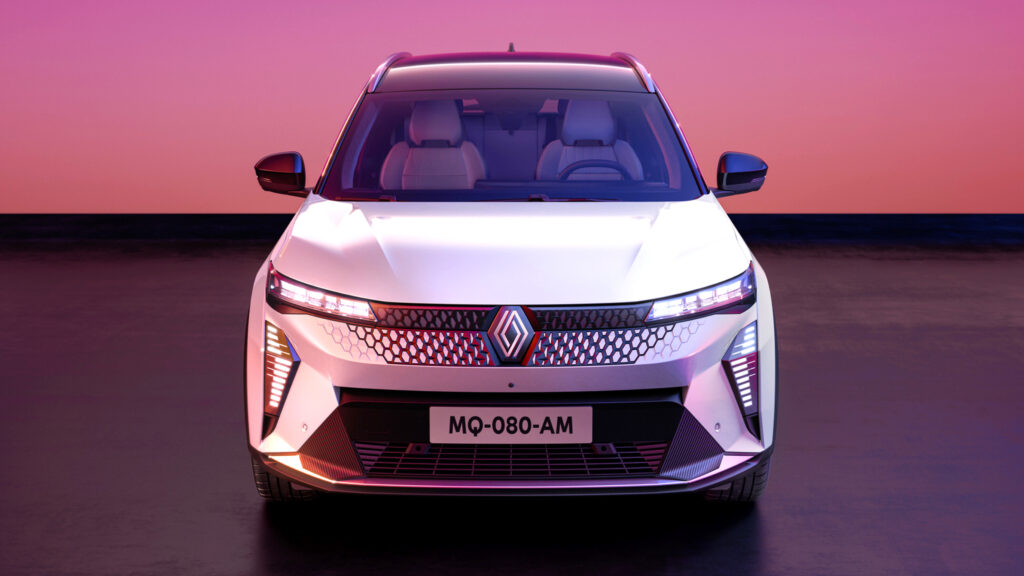르노 세닉 전기 SUV