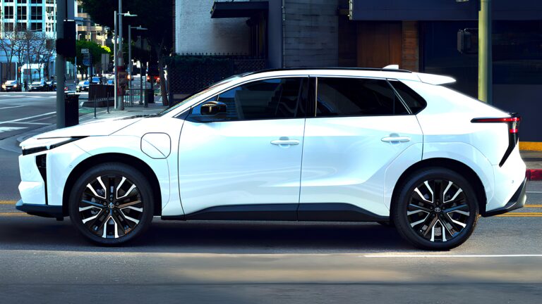 토요타 SUV bZ 출시