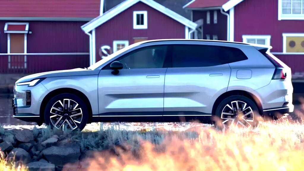 볼보 하이브리드 XC7 부활