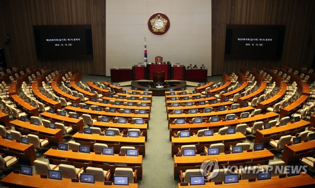 "이러다 한국서 다 떠난다"…외국기업 3곳 중 1곳, 이례적 움직임에 '깜짝' 2 노랑봉투법