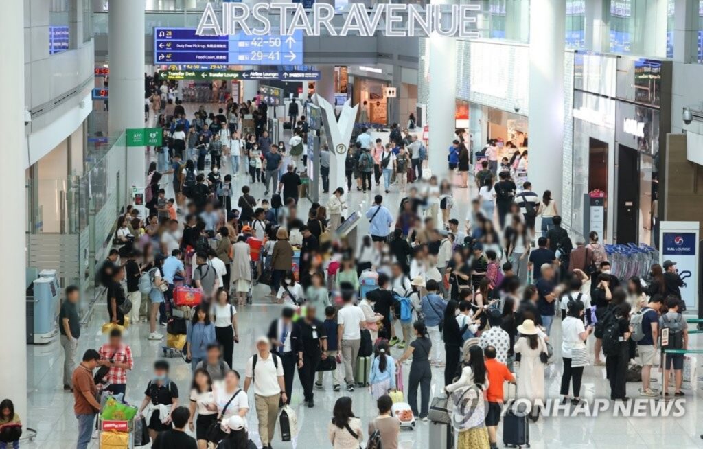 "1억 넘는데도 줄선다?"… 5060 '우르르' 몰려, 대체 뭐길래 3 여행