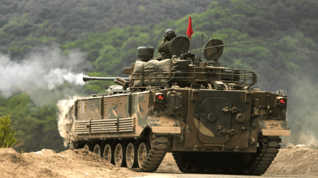 K-21 장갑차