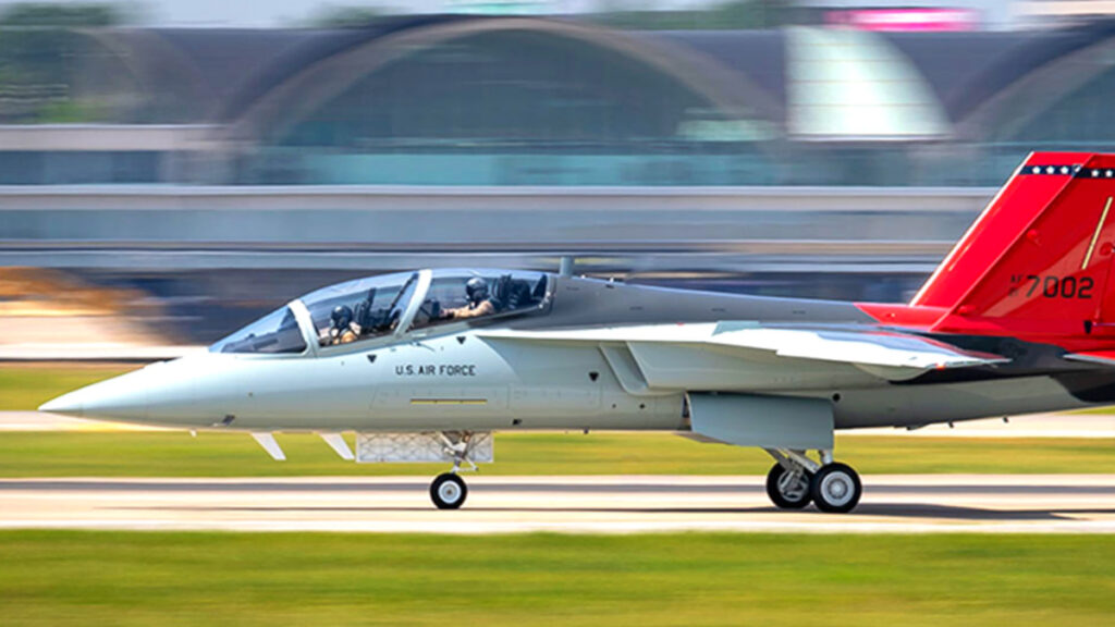 보잉 T-7