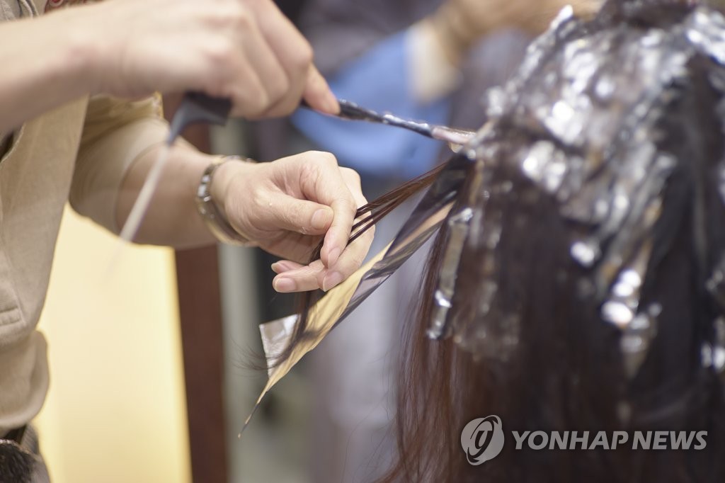 "이제 미용실 안 가요"…'5000원 다이소' 기적에 동네 사장님들 '눈물' 3 다이소 바리깡 인기