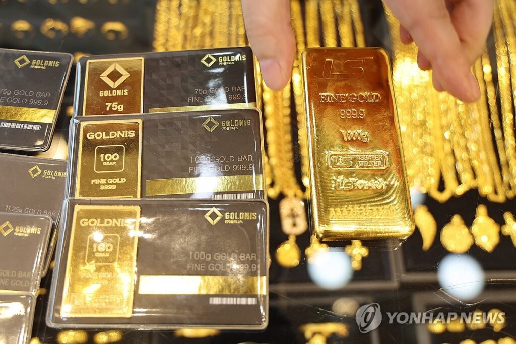 "천정부지로 치솟더니"…결국 초유의 사태 벌어졌다, 45년 만에 '발칵' 2 금값 최고 기록 달성