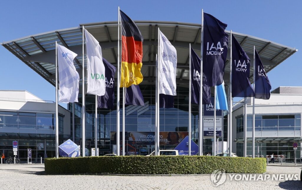 "중국에 속수무책 당하더니"…마침내 칼 빼든 현대차, 신차 정체에 '깜짝' 4 현대차 아이오닉 2 공개 예정