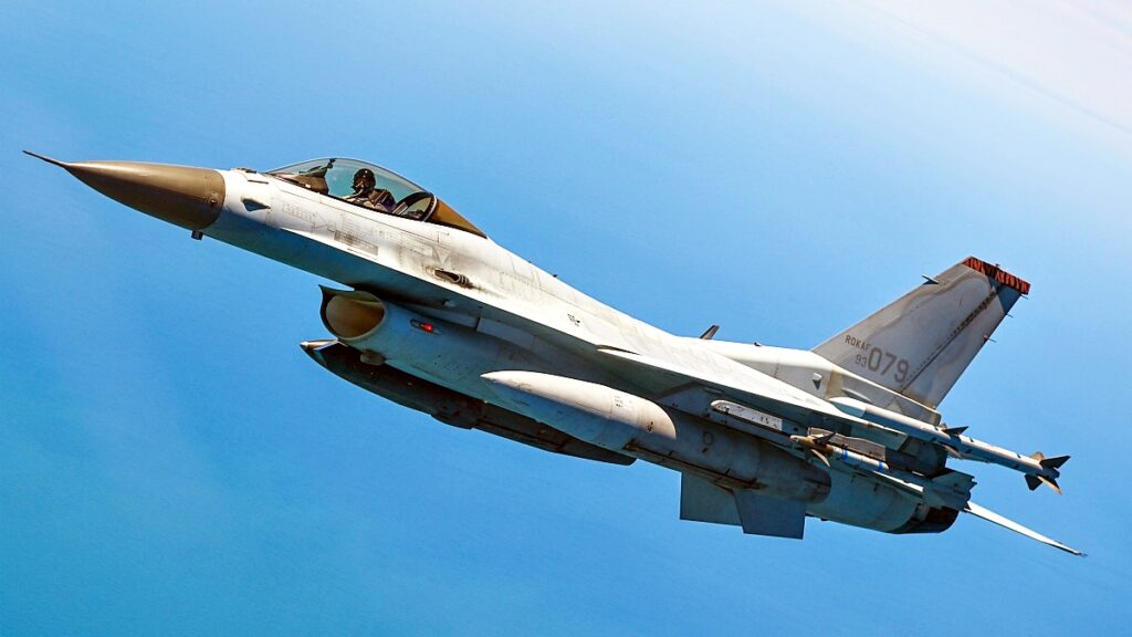 KF-16