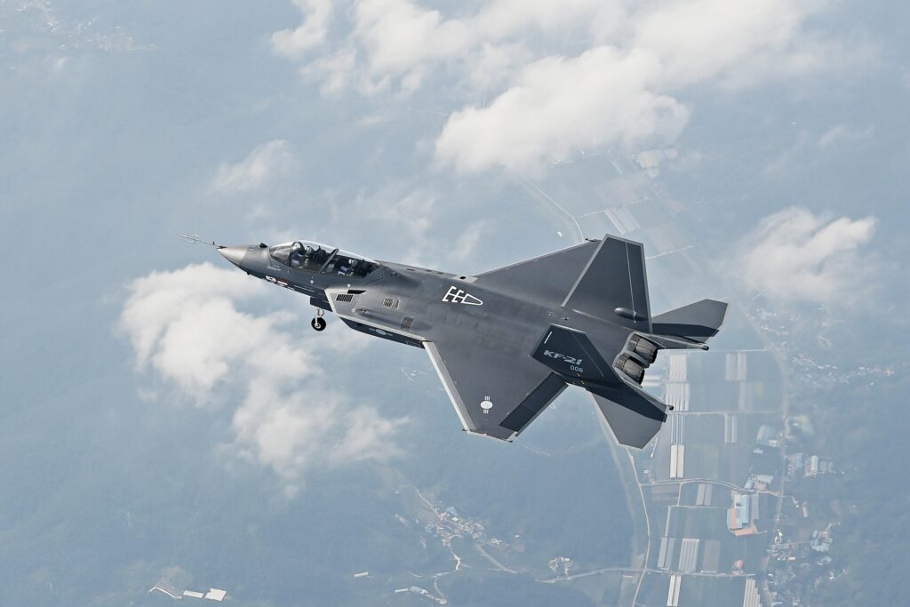 "천조국 아성마저 뒤흔든다" …180도 달라지는 '신형 KF-21', F-35도 못 이룬 성과 봤더니 4 KF-21