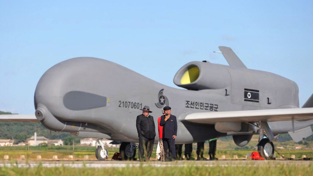 "북한에 이런 기술이?"...베일 벗은 北 신무기, 미국산 대놓고 겨냥하자 '충격' 1 북한 무인기