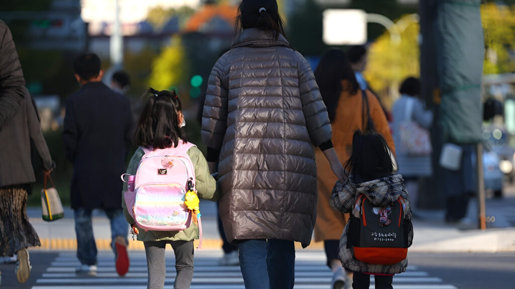 내년부터 확 바뀌는 직장 풍경? "월 140만원 드립니다"...벌써부터 문의 폭주 4 워라밸