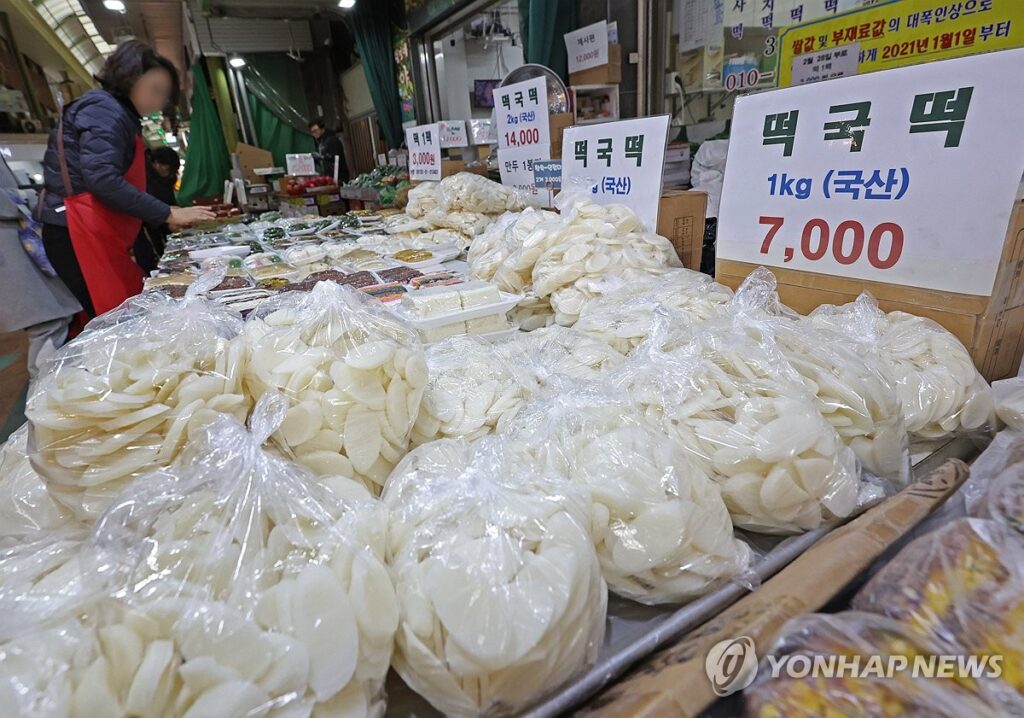 "우려가 결국 현실로"…정부의 '섣부른 판단' 하나에, 명절 앞둔 서민들 '피눈물' 2 찹쌀가격 급등