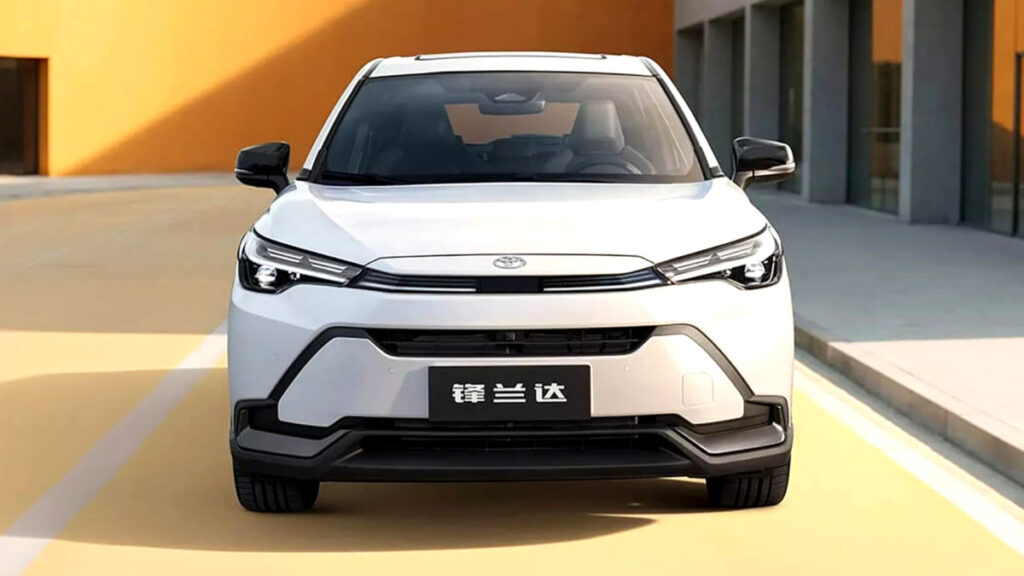 토요타 SUV 프론트랜더 공개