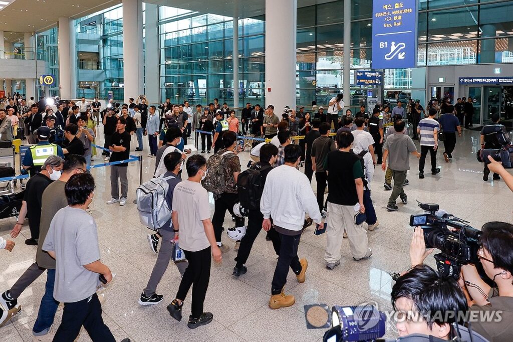 한국 기술자 복귀 불투명