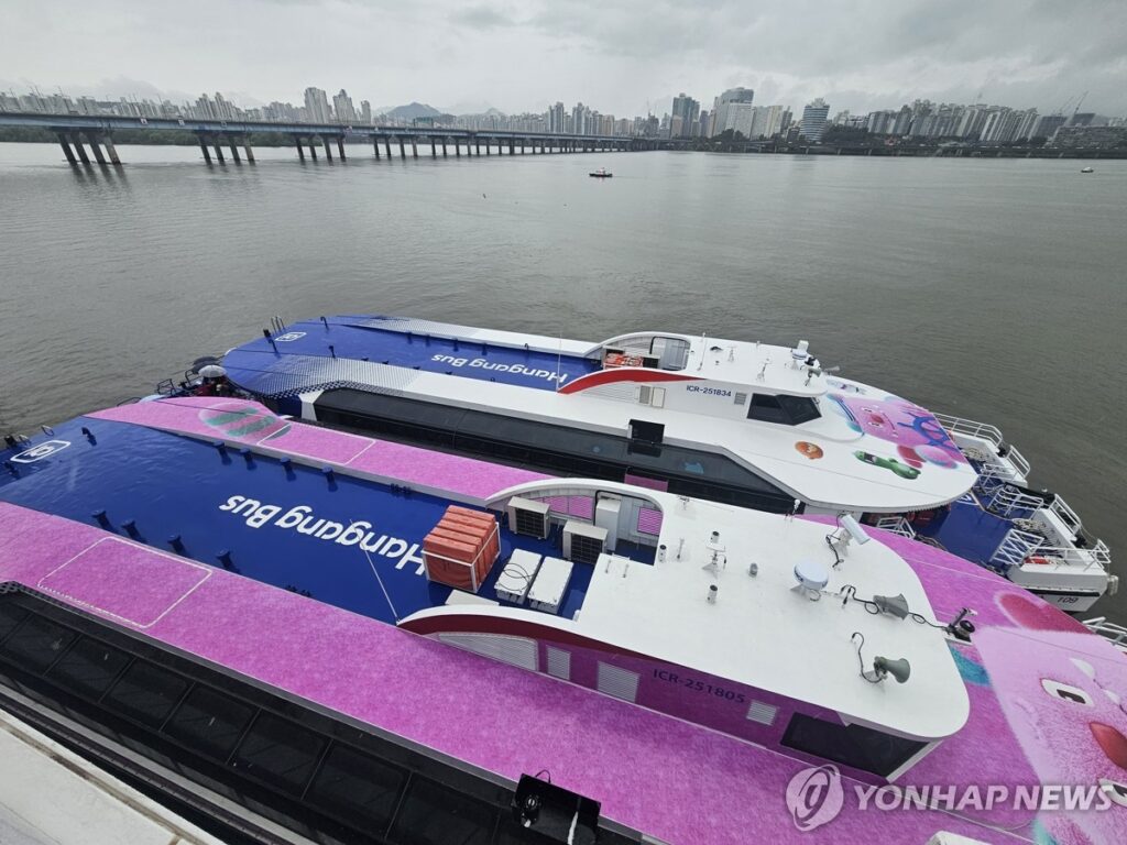 "출근만 두 시간?" 이대로 시민들 등 돌리나 했는데... 뜻밖의 반응에 '반전' 5 한강버스