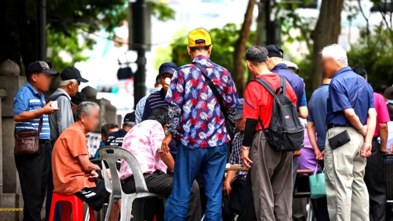 고령층 삶 만족도