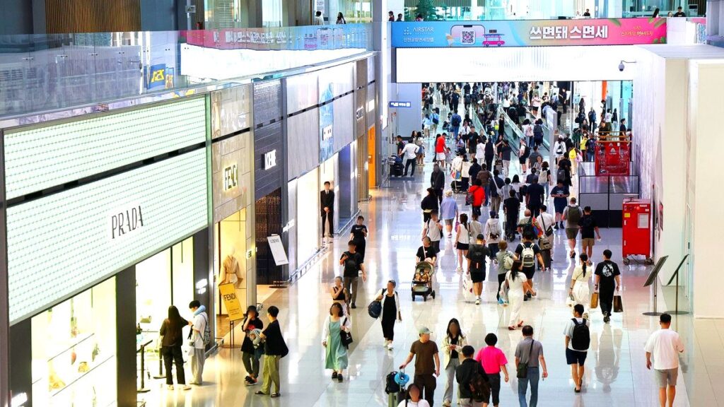 신라면세점 인천공항 철수